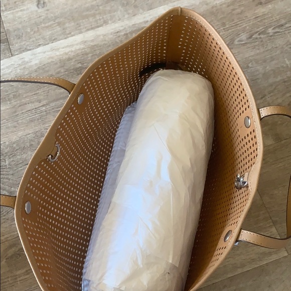 Purse - Picture 4 of 5